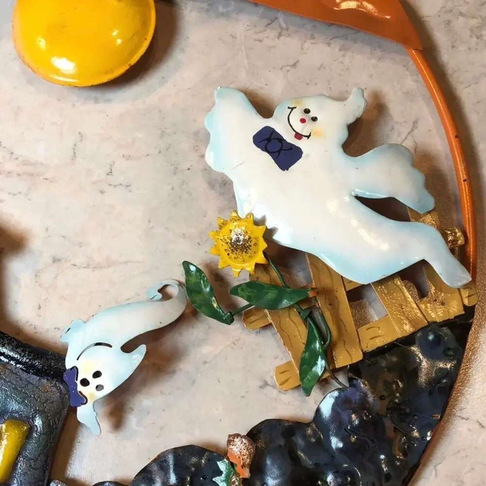 Halloween Wreath Door Hanger Metal Ghosts Pumpkins Hand Painted 11x11”